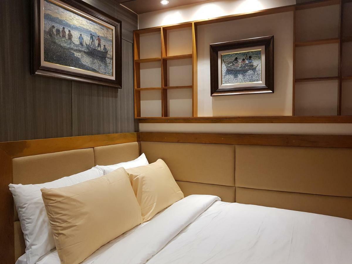 Stay Amare Green La Salle Taft Manila Kültér fotó